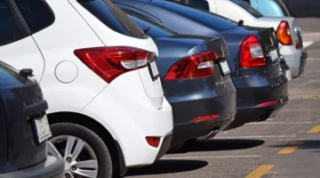 بموجب قرارات سعودية.. قائمة تضم 5 أنواع سيارات يُمنع المقيمون من قيادتها وتملكها